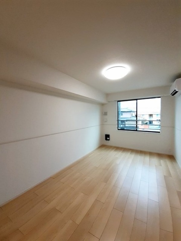 居室・リビング　図面と現状に相違がある場合には現状を優先