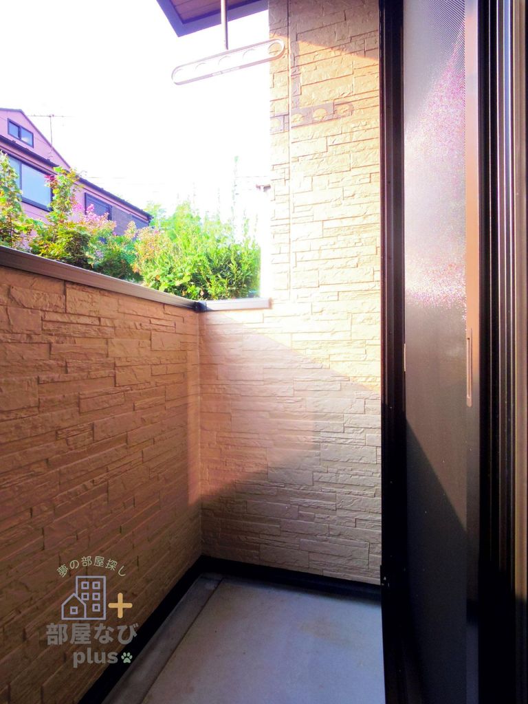 バルコニー　※同仕様写真です