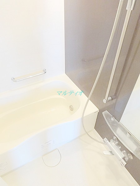 バス・シャワールーム　浴室