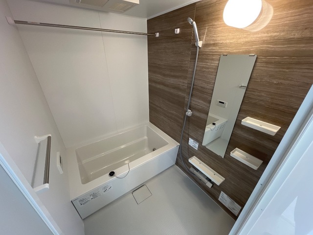 バス・シャワールーム　バス