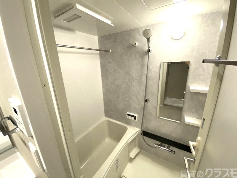 バス・シャワールーム　一日のお疲れをお取りください。