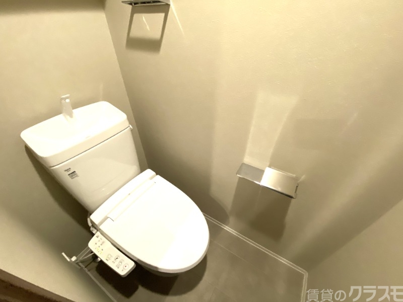 トイレ　冬場も安心の温水洗浄便座！