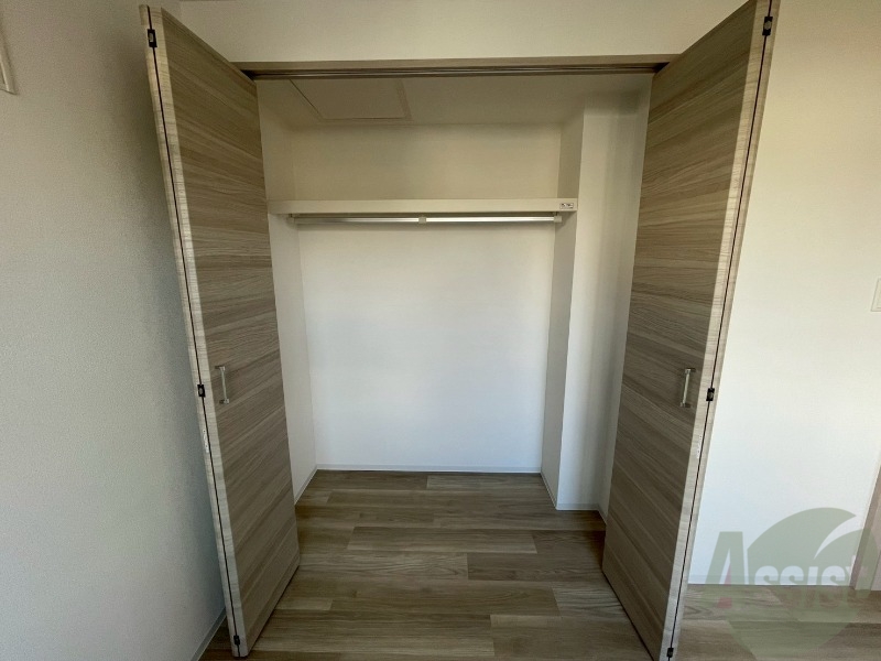 収納　洋室にはクローゼットがあるのですっきり片付きそうです。