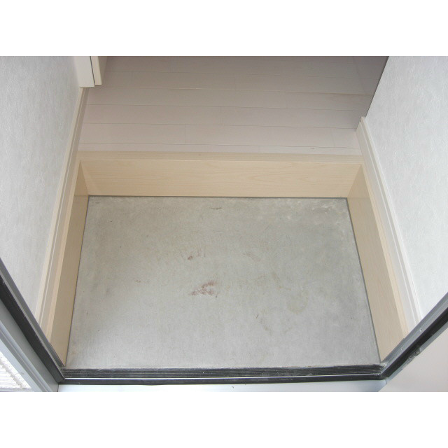 玄関　※同じシリーズの室内写真