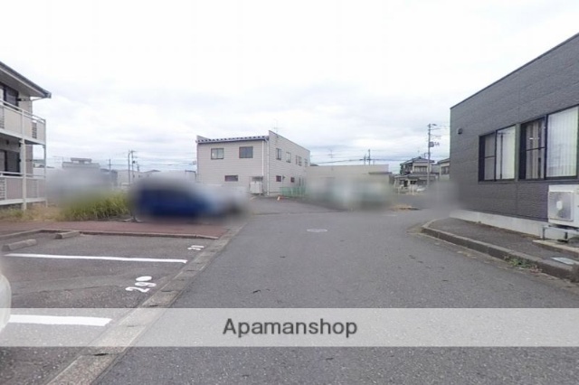 その他　前面道路（その他）まで0m