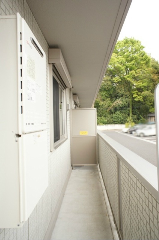 バルコニー　図面と現状に相違がある場合には現状を優先