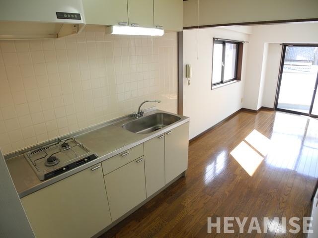 キッチン　※同間取りの別の階のお部屋の画像です※現況を優先します