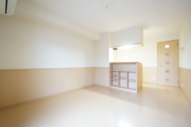 居室・リビング　※同物件・同タイプの写真です。