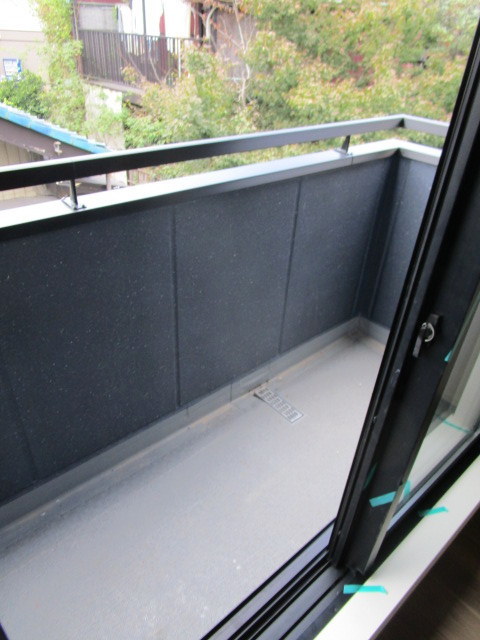 バルコニー　バルコニー