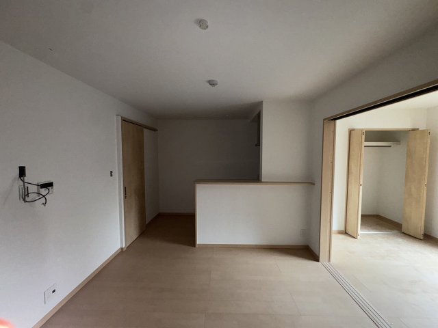 居室・リビング　工事中