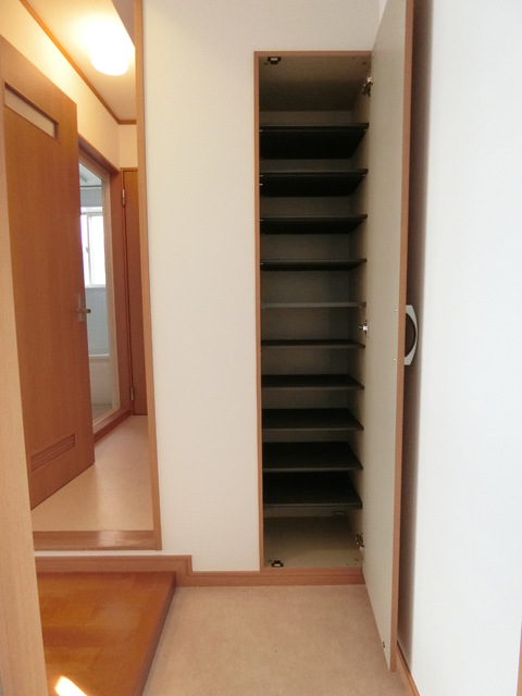 玄関　下駄箱