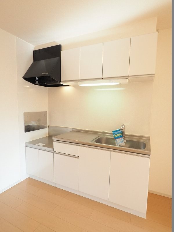 キッチン　オープンキッチンなので広々と使えます