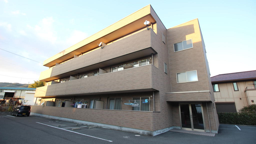 建物外観　住宅街に立地しています！