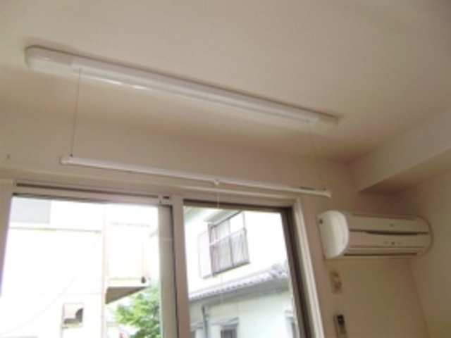 その他設備　室内物干