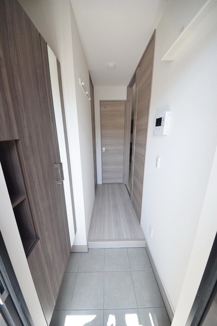 玄関　～同施工会社参考写真～