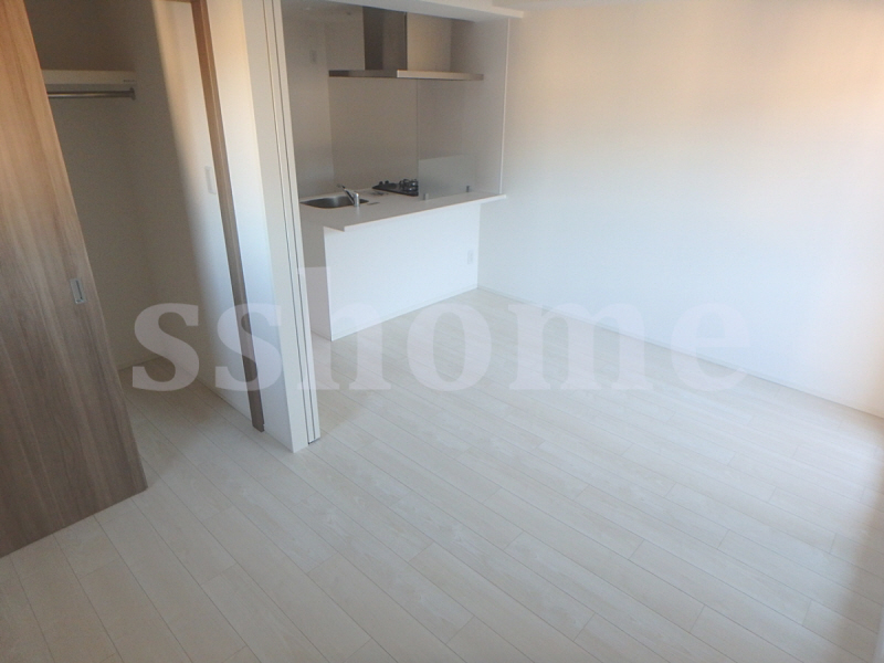 居室・リビング　きれいなお部屋です☆