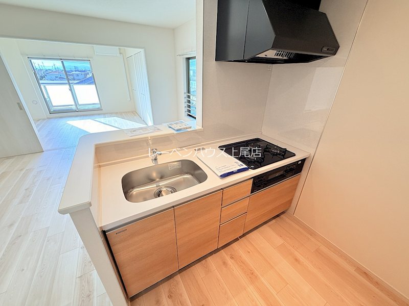 キッチン　※同間取り参考写真