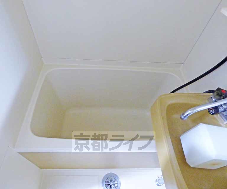 バス・シャワールーム　広いお風呂です。