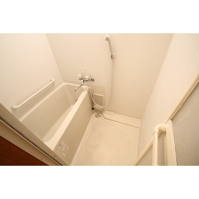 バス・シャワールーム　追い焚き機能付き