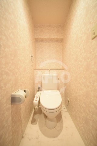 トイレ　ロジュマン上本町　トイレ