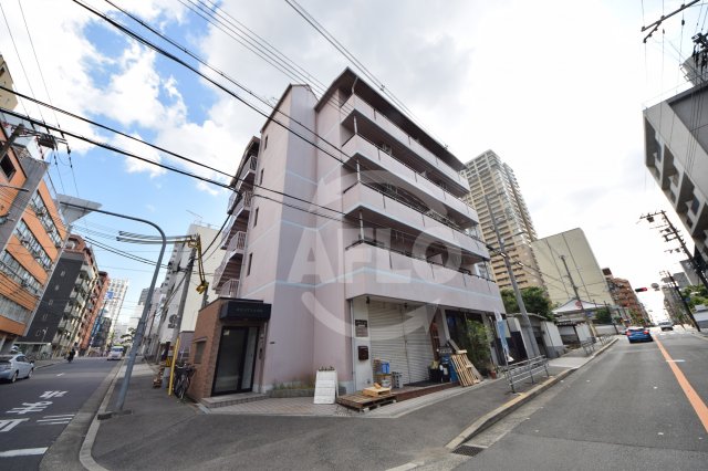 建物外観　ロジュマン上本町　外観