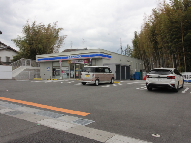コンビニ　ローソン大山崎町円明寺店（コンビニ）まで690m