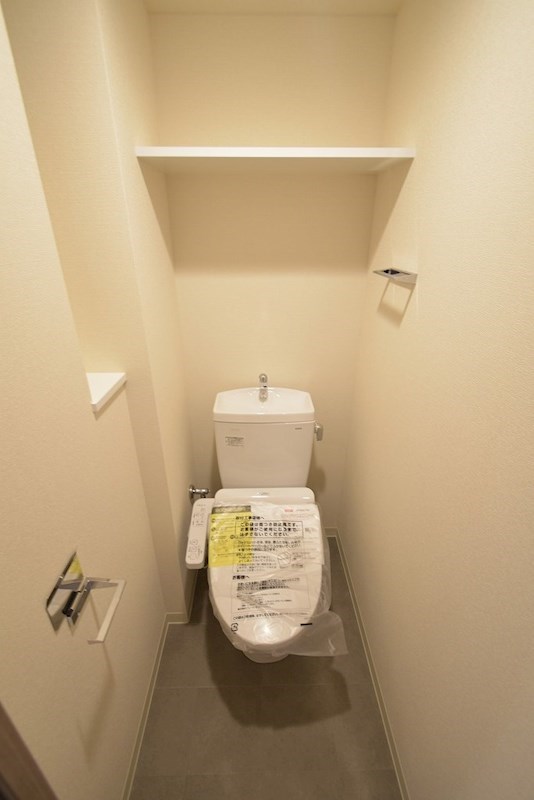 トイレ　同施工会社の同仕様写真です。