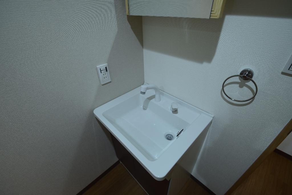 洗面設備　洗髪洗面化粧台