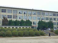 中学校　中間市立中間中学校（中学校）まで2686m