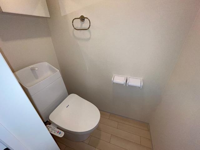 トイレ　シャワー付トイレ