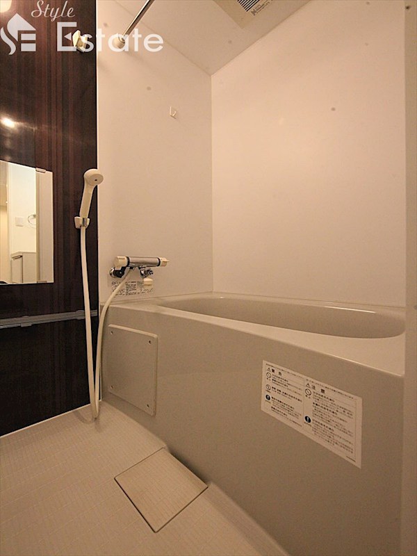 バス・シャワールーム　バスルーム