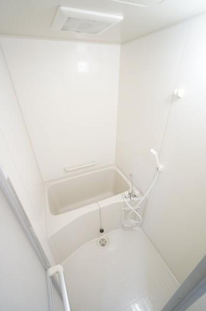 バス・シャワールーム　※同タイプの写真です。