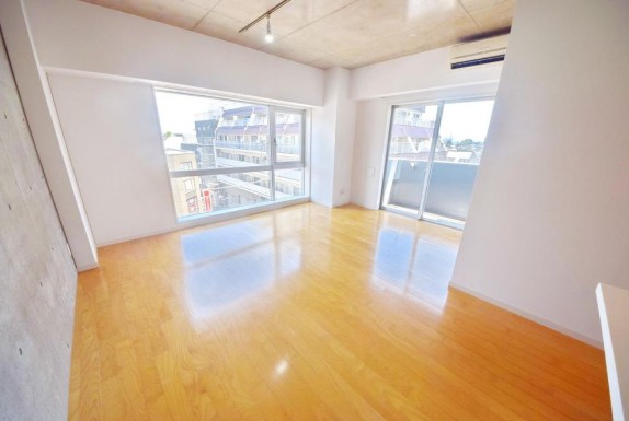 居室・リビング　参考写真です