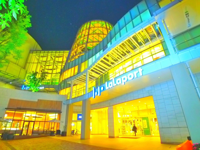 ショッピングセンター　ららぽーと柏の葉（ショッピングセンター）まで160m