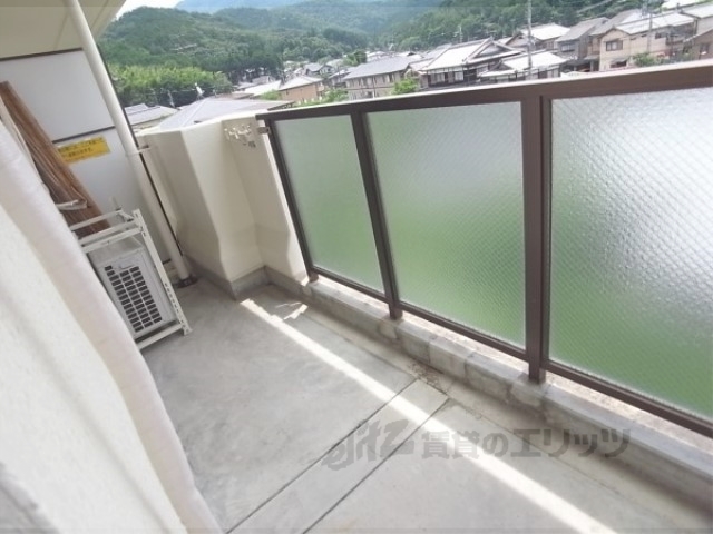 バルコニー　広々したベランダです