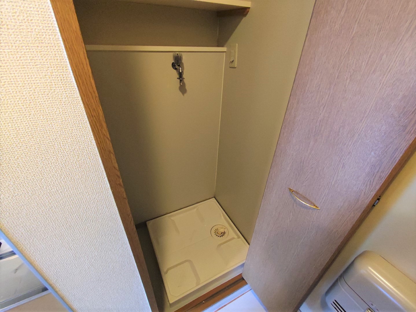 その他設備　他室参考写真　洗濯機置場