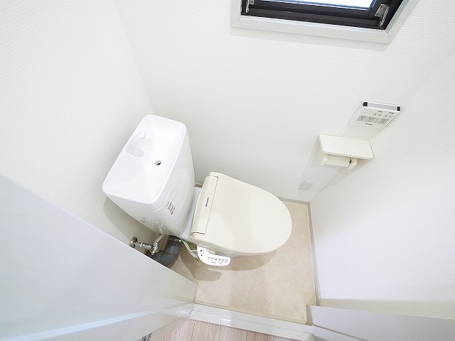 トイレ　コンパクトで使いやすいトイレです