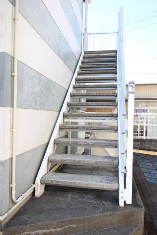 エントランス　駐車場