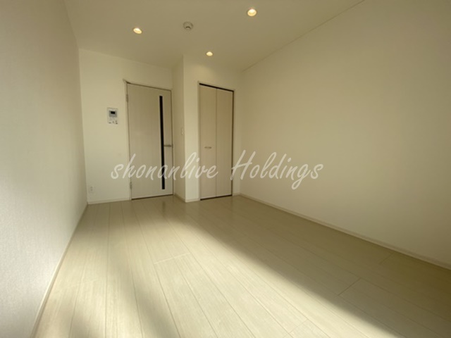 居室・リビング　★南向きで明るい居室★