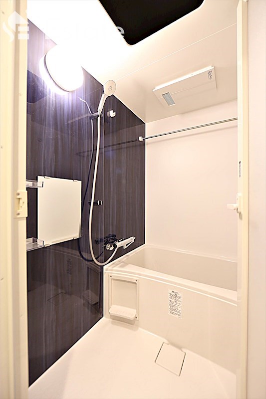 バス・シャワールーム　風呂