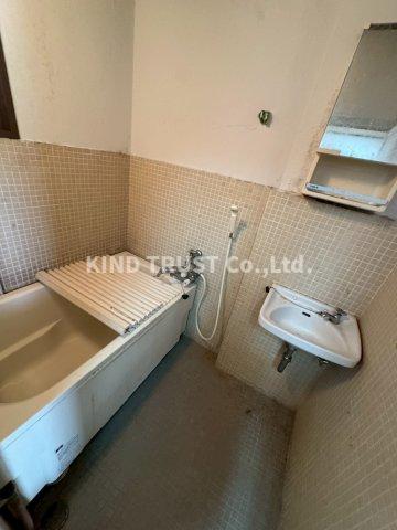 バス・シャワールーム　日々の疲れを癒すお風呂付です