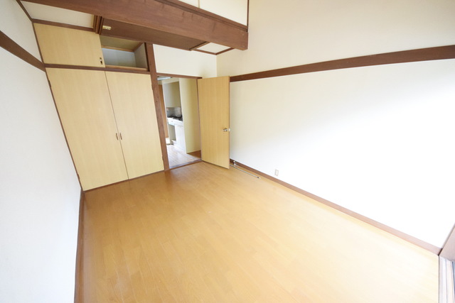 居室・リビング　★あたたかい木のぬくもりを感じれるお部屋★