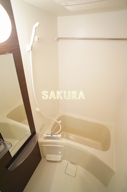 バス・シャワールーム　清潔感のある快適バスルーム♪