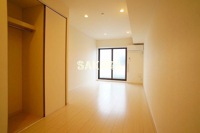 居室・リビング　開放感のあるゆったりとしたお部屋です♪