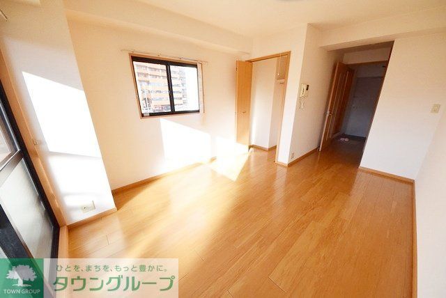 居室・リビング　お問合せはタウンハウジングまで！※現地待合わせ相談可能