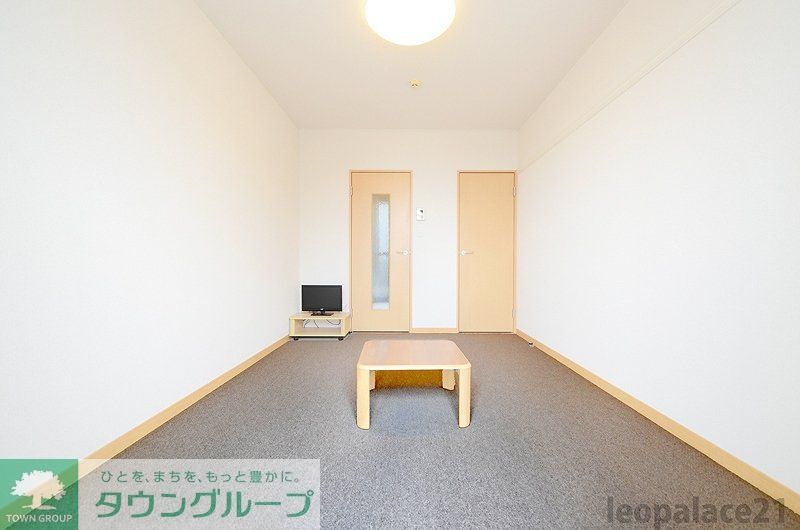 居室・リビング　現況を優先