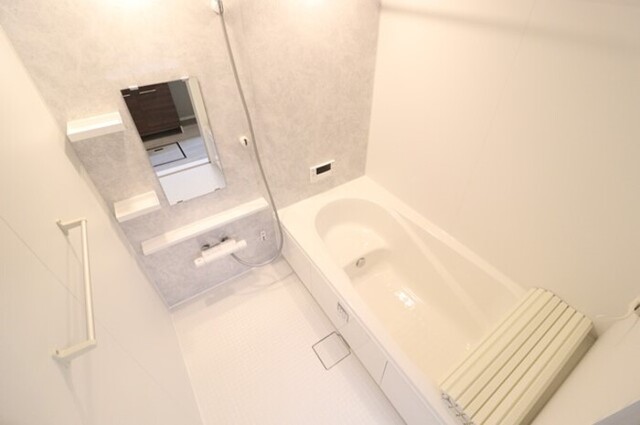 バス・シャワールーム　浴室