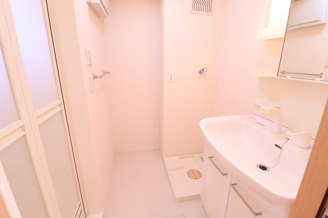 洗面設備　洗髪洗面化粧台