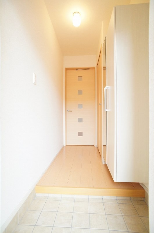 玄関　図面と現状に相違がある場合には現状を優先