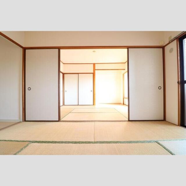 その他部屋・スペース　【洋室】別部屋写真の為、現状優先。